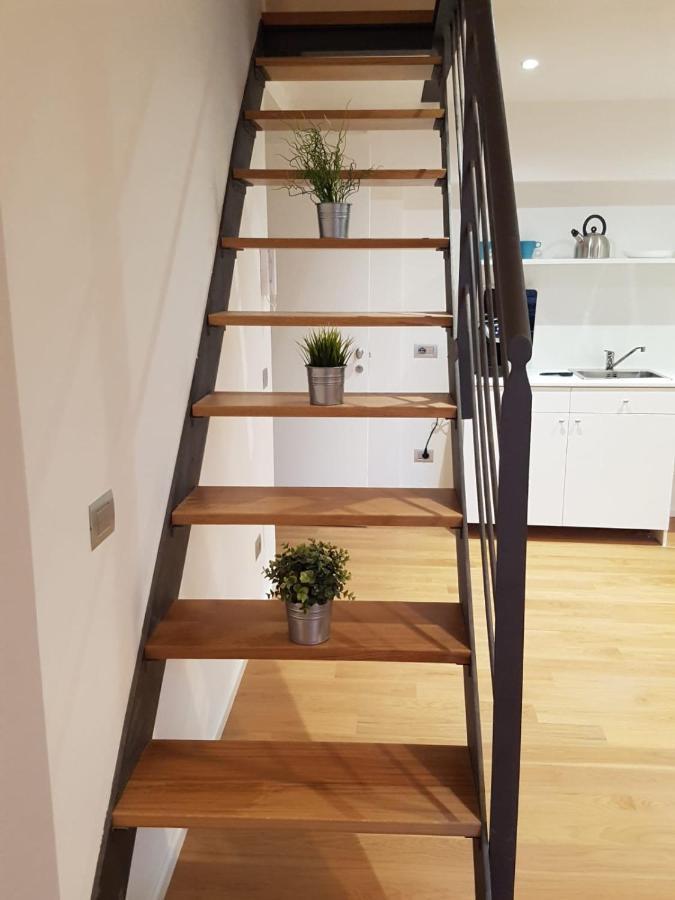 Via Roma Apartment Deluxe Salerno Ngoại thất bức ảnh