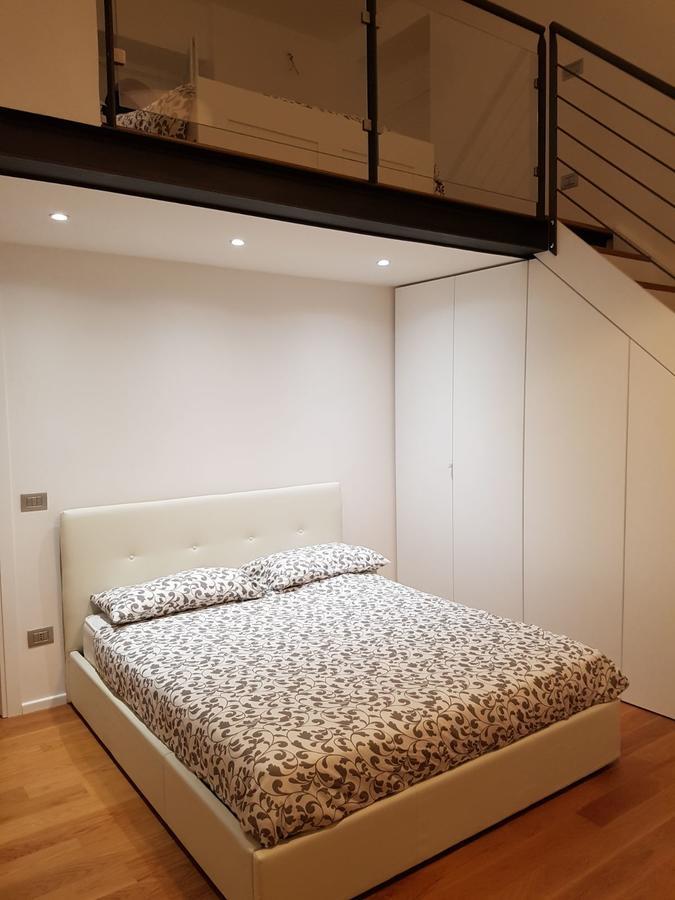 Via Roma Apartment Deluxe Salerno Ngoại thất bức ảnh