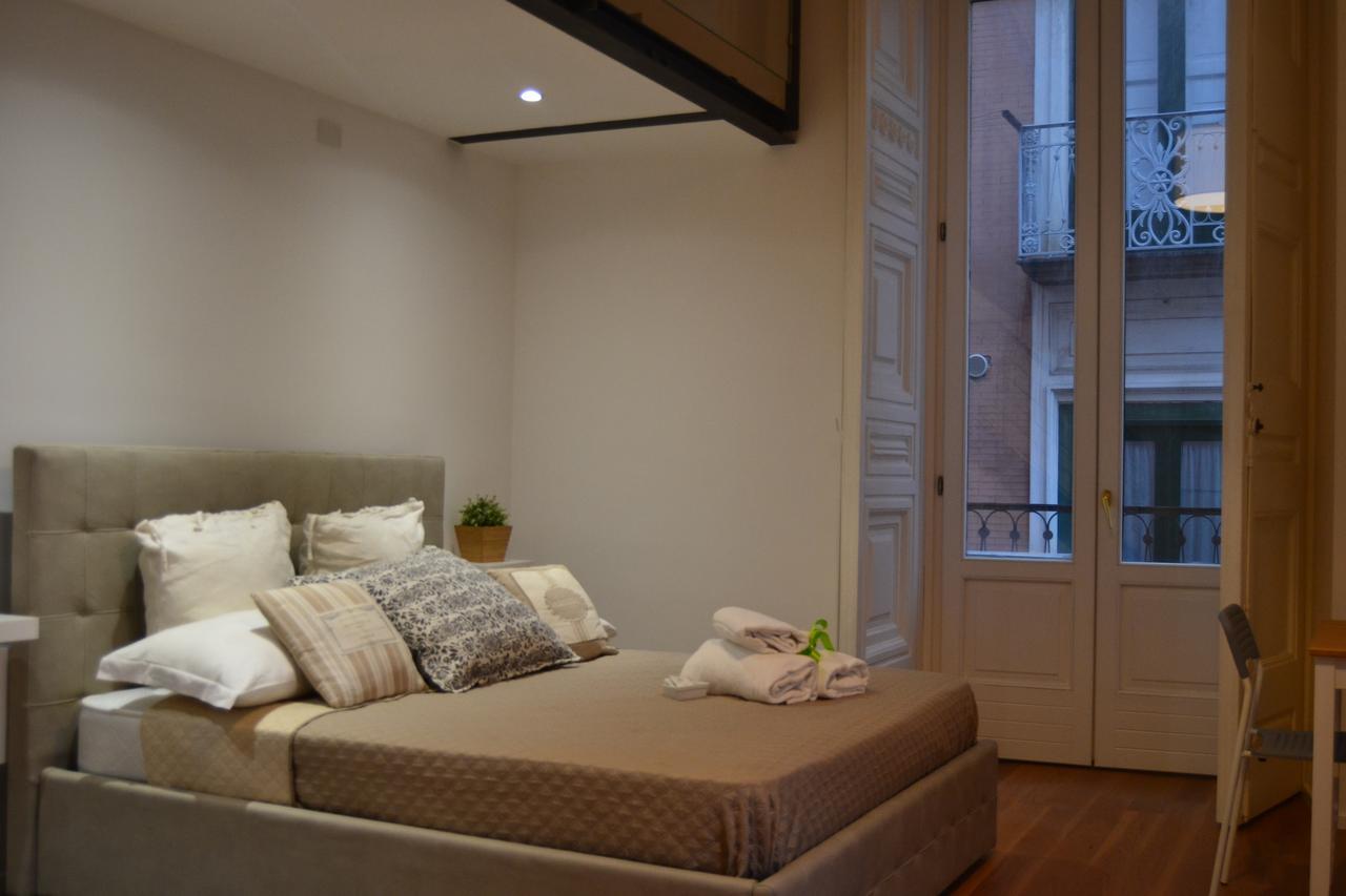 Via Roma Apartment Deluxe Salerno Ngoại thất bức ảnh